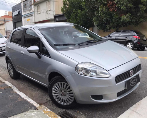 Fiat Punto 1.4 Attractive 2011/2012 Manual