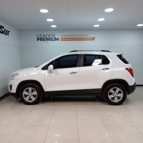 Imagen 4 de 8 de Chevrolet Tracker Fwd Ltz 5p 1.8l