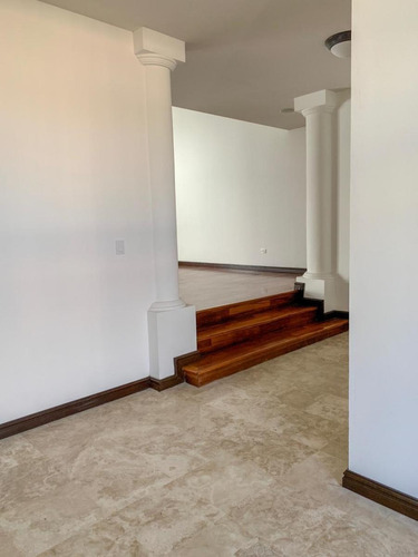 Imagen 12 de 16 de Hermosa Casda En Venta - Colonia Colorines - San Pedro Garza