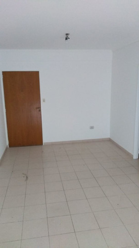 Imagen 2 de 11 de Departamento En Venta En Lanús Oeste