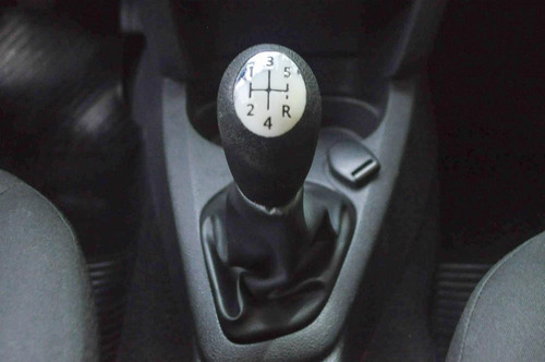 Renault Sandero EXPRESSION 1.0 MT