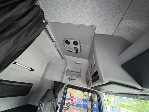 Mercedes Benz Atego 3030 Carroceria