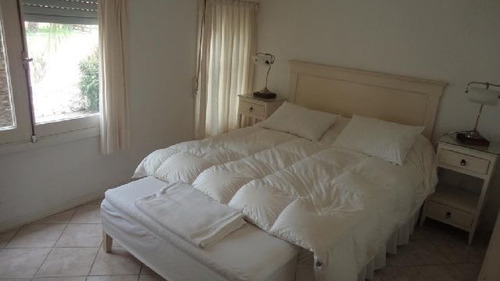 Casas En Alquiler Temporario 3 Dormitorios La Barra Punta Del Este - Dl1204