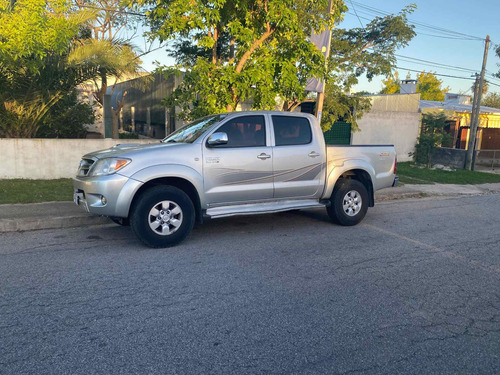 Toyota Hilux 3.0 D/cab 4x2 Srv D