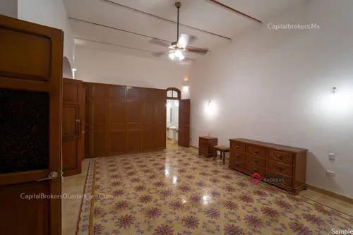 Casa Lujosa En Venta En Centro Histórico Mérida Remodelada