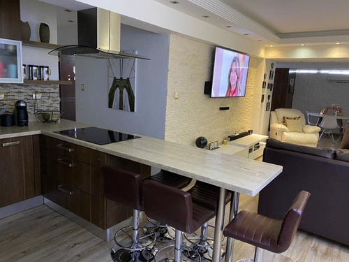 Imagen 3 de 11 de Se Vende Bello Apartamento Res.los Pinos. Khx