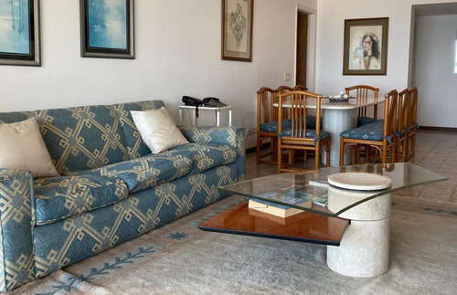 Departamento - Playa Mansa