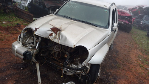Imagem 3 de 11 de Sucata Batidos Peças Jeep Cherokee Sport 3.7 V6 2005/2008