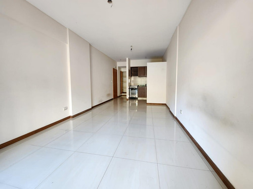 Venta. Departamento Monoambiente Con Balcón Terraza En Caballito.