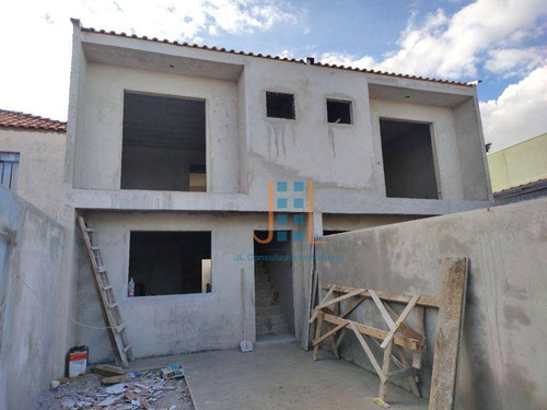 Sobrado Com Três Quartos Ampla Sala E Cozinha Prox. Ao Corpo De Bombeiros Do Sitio Cercado - So1233