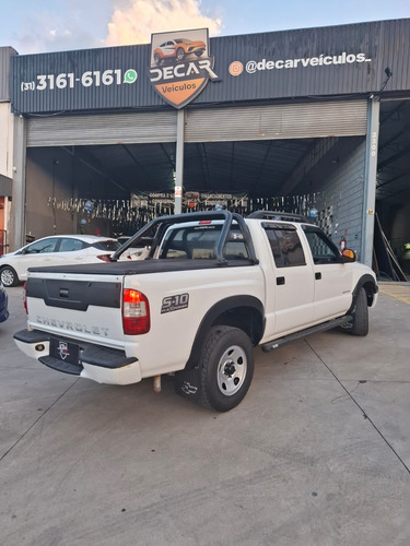 Chevrolet S10 2.4 Advantage Cab. Dupla 4x2 Flexpower 4p