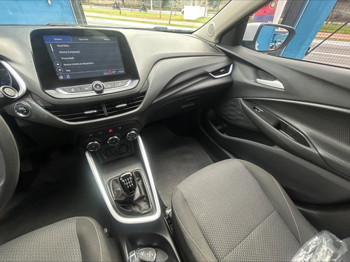 Chevrolet Onix plus 1.0 Lt 2 4P