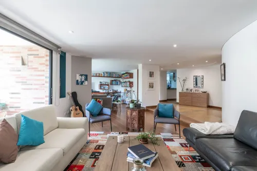 Apartamento En Venta En Bella Suiza. Cod V16071