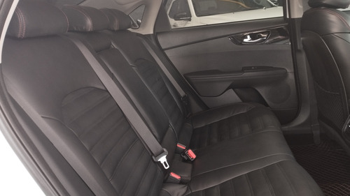Kia Cerato 2.0 Sx At6