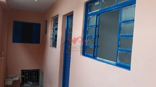 Sobrado Para Locação No Bairro Vila Carmosina, 1 Dorm, 1 Suíte, 40 M - 98