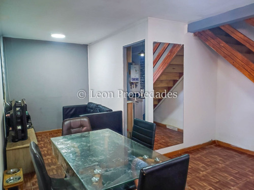 Leon Propiedades Vende Casa En Curacaví Centro.