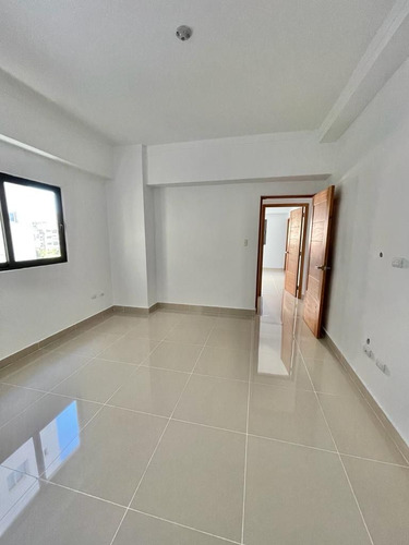 A231 Evaristo Morales - Apartamento En Alquiler De 2 Habitaciones | 2.5 Baños | 2 Parqueos