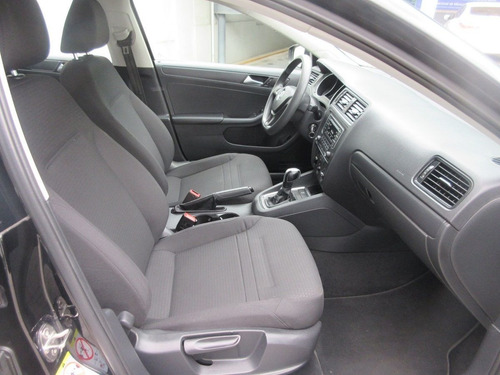 Imagen 14 de 15 de Volkswagen Jetta 2018 2.0 At