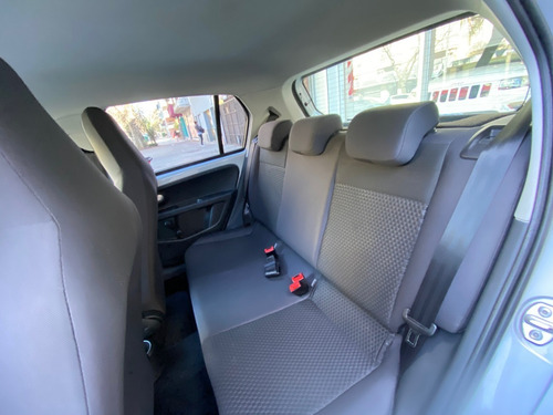 Imagen 15 de 22 de Vw Up Cross Manual 2016