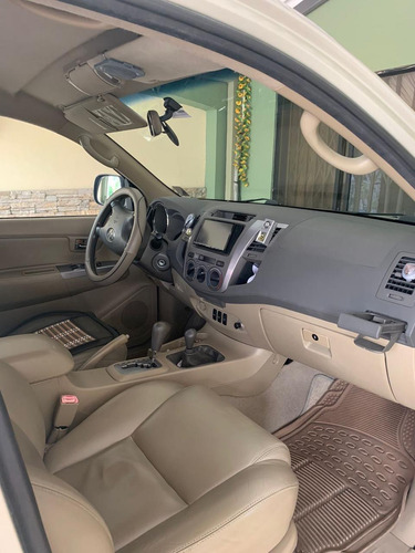 Toyota Fortuner 2012