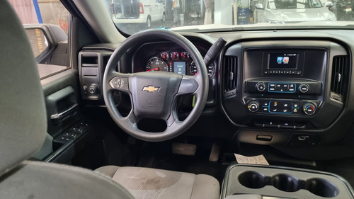 Imagen 9 de 10 de Chevrolet Silverado 2017 5.3 V8 2500 Ls Doble Cabina 4x4 At