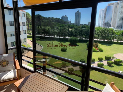 Imagen 25 de 30 de Venta Apartamento 1 Dormitorio Y Medio En Playa Brava