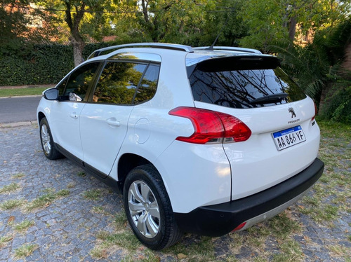 Peugeot 2008 1.6 Allure Tip 2017 1er Dueño Servicio Oficial