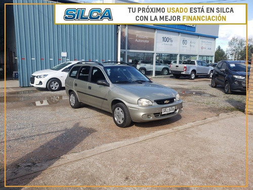 Chevrolet Corsa Wagon 2010 Beige 5 Puertas