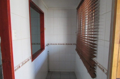 Se Vende Acogedora Casa, A Cuadras De La Municipalidad De Cu