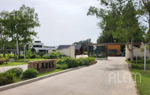 Terreno En Venta En Barrio Privado Lares De Canning
