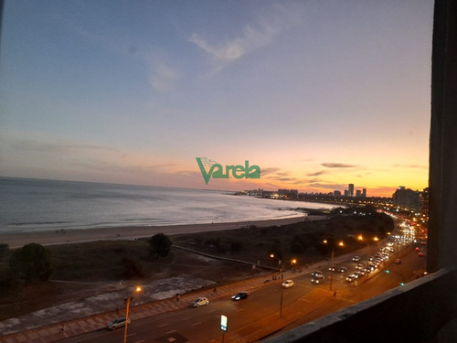 Imagen 4 de 13 de Excelente Apartamento Malvín 2 Dorm Sobre Rambla Vista Al Mar - Montevideo Malvin