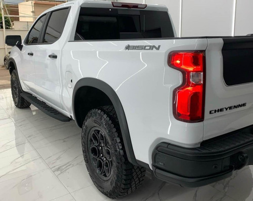 Chevrolet Cheyenne 6.2 Doble Cab Zr2 Bison 4X4 At