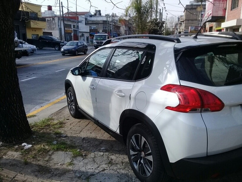 Imagen 3 de 12 de Peugeot 2008 2021 Feline Tiptronic Am22 0 Metro