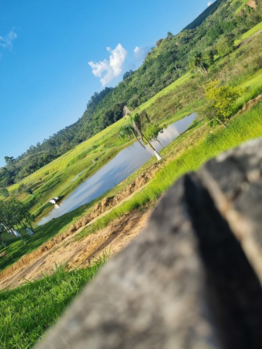 Imagem 3 de 9 de J.r Terrenos De 1000 M² Na Divisa De Alumínio E Mairinque