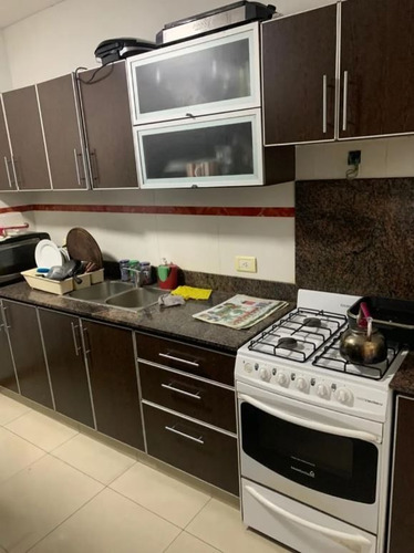 Imagen 8 de 11 de Departamento En Venta De 2 Dormitorios C/ Cochera En Floresta