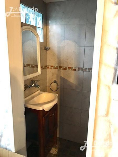 Quinta En Muy Buena Ubicación A 3 Cuadras De Acceso Oeste***