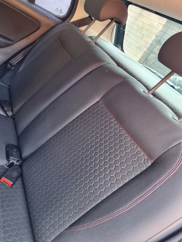 Imagen 14 de 15 de Volkswagen Crossfox 1.6 Highline 2012