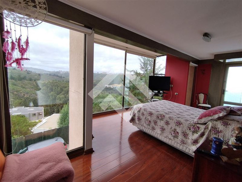 Casa En Venta Los Almendros, Reñaca, 5d Y 4b, Viña Del Mar