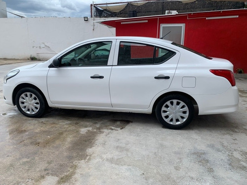 Imagen 5 de 13 de Nissan Versa 1.6 Drive Mt 2018