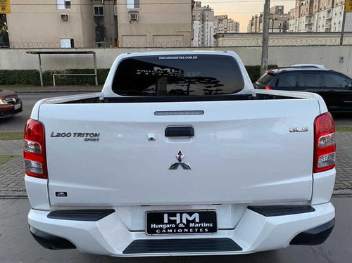 Imagem 6 de 15 de Mitsubishi L200 Triton Sport Gls 2.4 Cd Diesel Aut. 2020