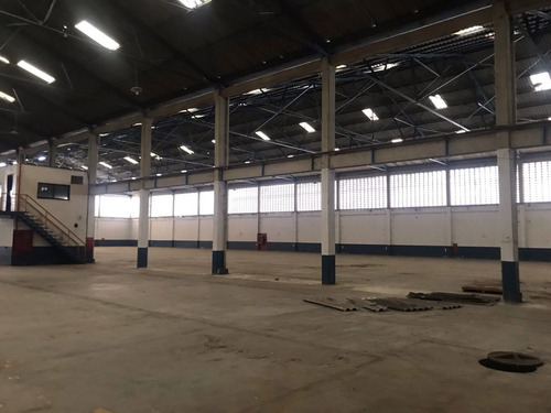 Imagen 4 de 8 de Yohandys Castillo Vende Galpon En Zona Industrial El Recreo