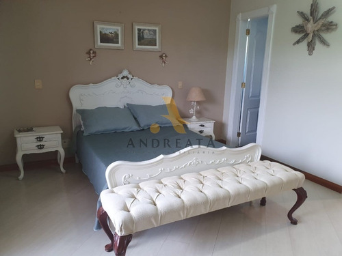 Imagem 14 de 30 de Venda - P. De Itauna - Excelente Casa, 850m² Construído, 3 Salas, 4suites, Apto 2qtos P/visitas, Dependências, Piscina, Sauna, Sótão. 1000m² Terreno - Sqa1607i - 69009919