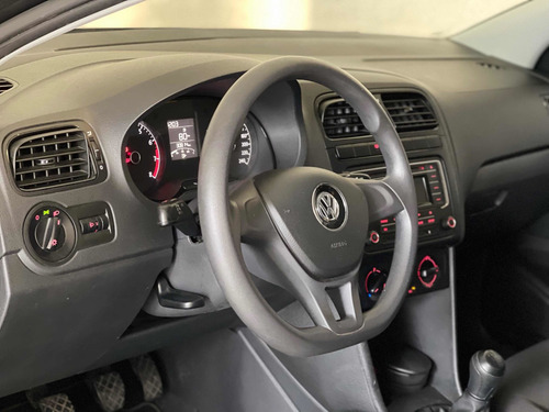 Imagen 8 de 14 de Volkswagen Vento 2020 1.6 Starline Mt