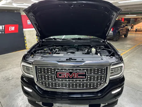 GMC Sierra 6.2 Denali Dvd At