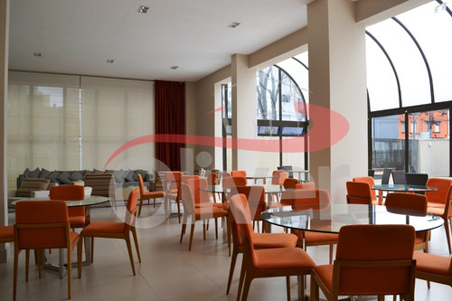 Imagem 12 de 30 de Berkeley, Apartamento 2 Dormitorios, 1 Vaga De Garagem, Centro, Curitiba, Paraná - Ap00822 - 33543534