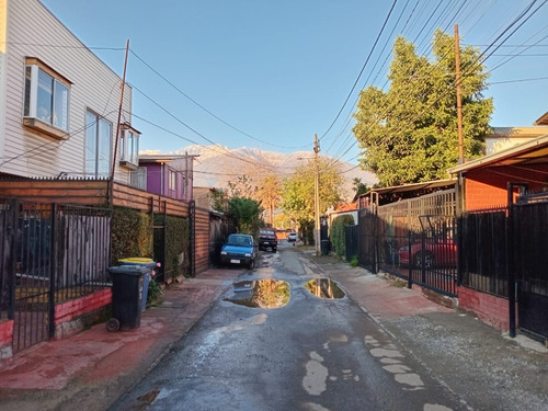 Casa Dos Pisos Con Excelente Ubicación *se Acepta Subsidio