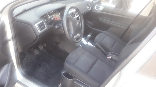 Peugeot 307 2007 1.6 Presence Flex 5p