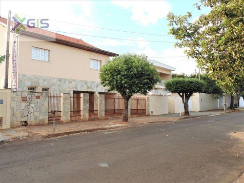 Imagem 2 de 30 de Sobrado Com 7 Dormitórios, 306 M² - Venda Por R$ 597.000,00 Ou Aluguel Por R$ 2.300,00/mês - Recreio Dos Bandeirantes - Jaboticabal/sp - So0905