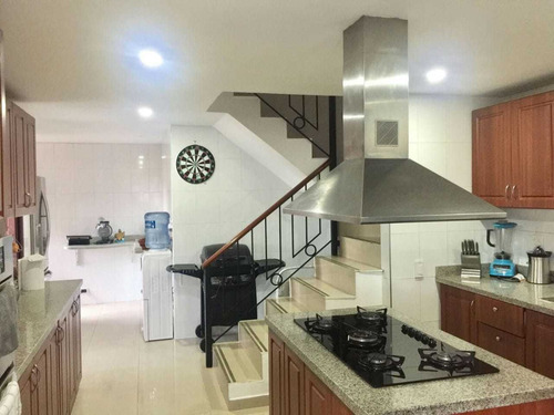 Imagen 6 de 17 de Vendo Pent-house En Mazuren Bogota