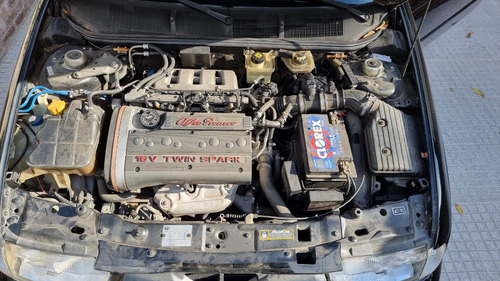 Imagen 14 de 25 de Alfa Romeo 145 2.0 Quadrifoglio Negro